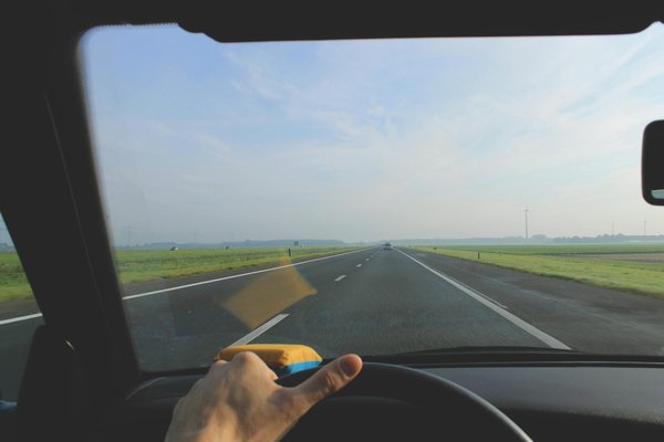 Le triangle de sécurité : un allié précieux pour les conducteurs de poids lourds